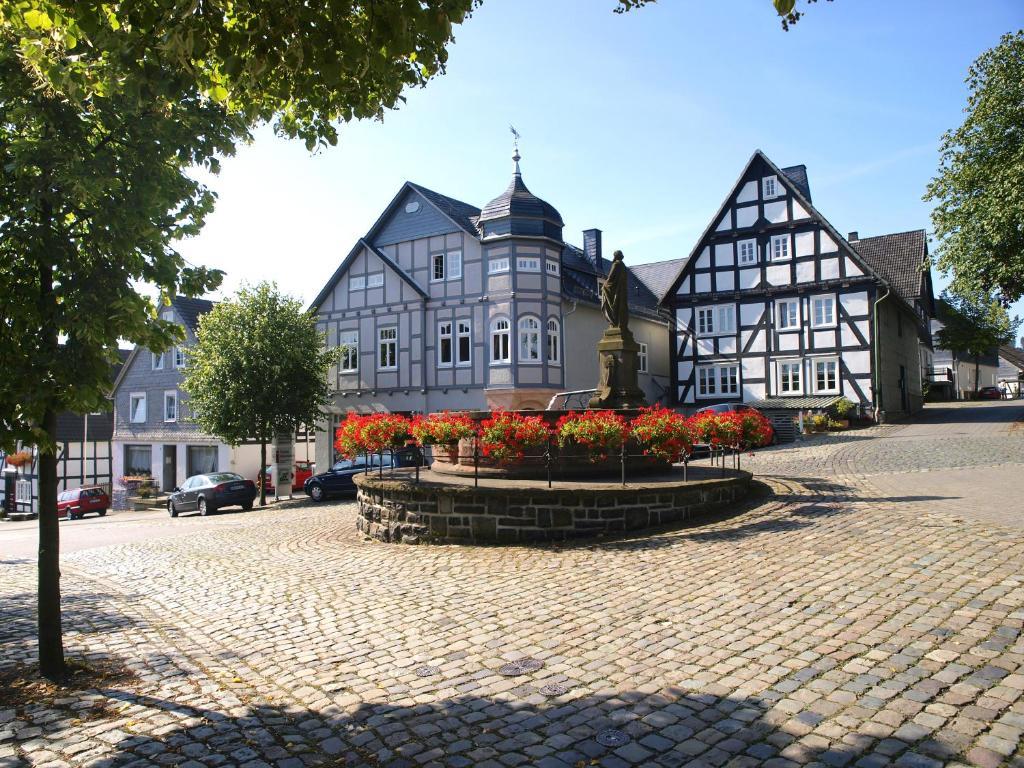 Hotel Hesborner Kuckuck Hallenberg Bagian luar foto